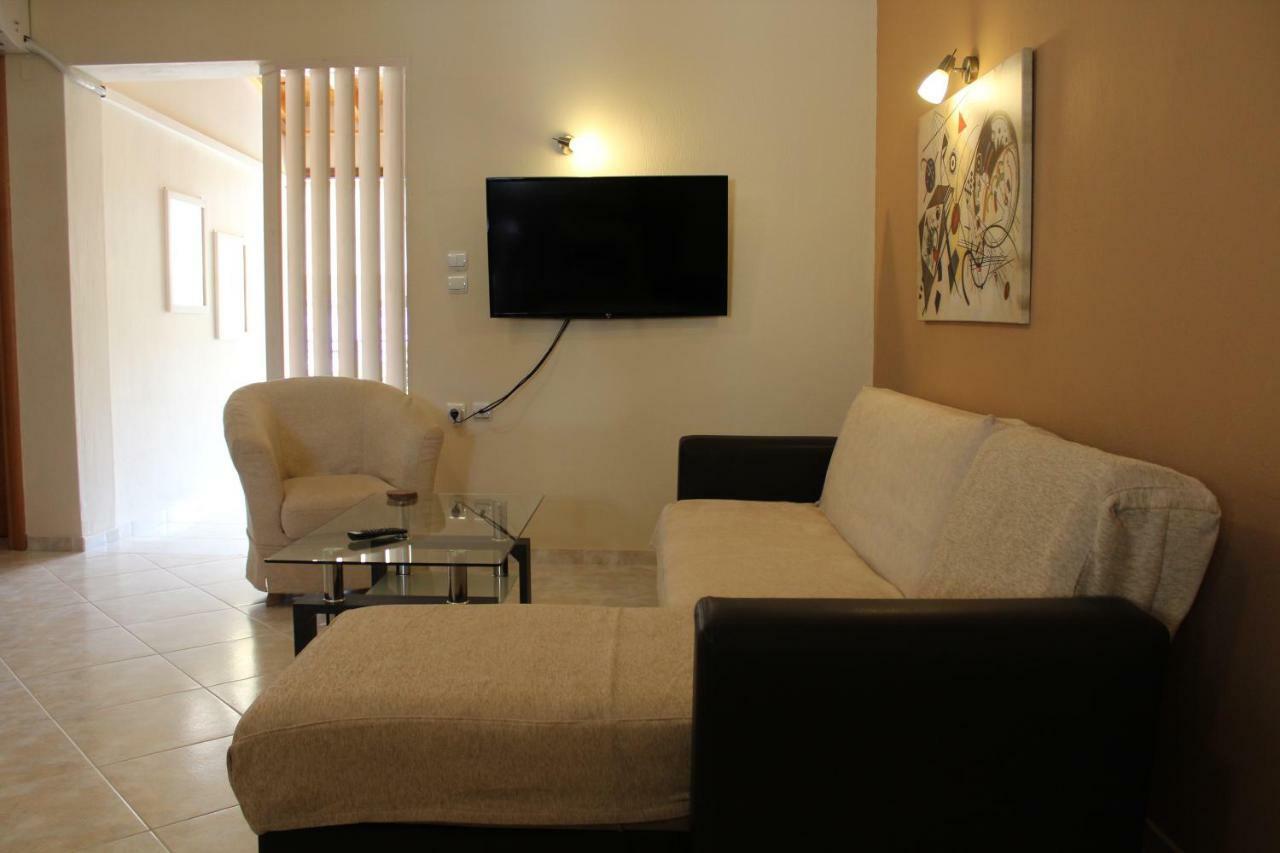 Antelia Homes Skiathos-Stadt Exterior foto